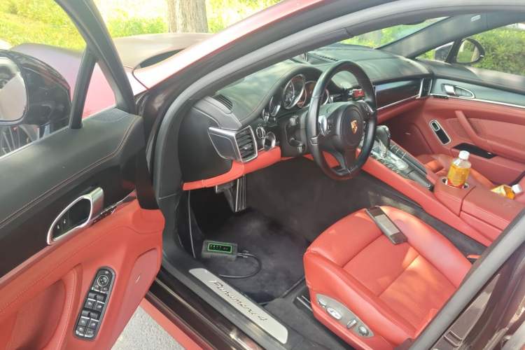 Used Porsche Panamera 2014 Panamera 4 3.0T Driver Seat