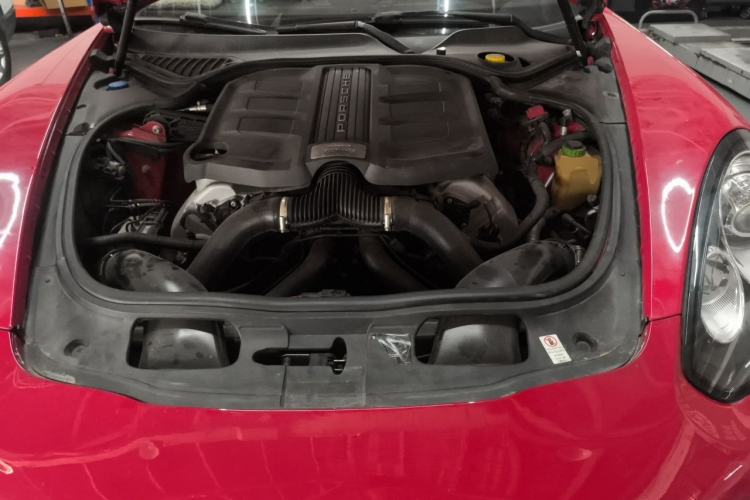 Used Porsche Panamera 2014 Panamera 3.0T Engine Bay