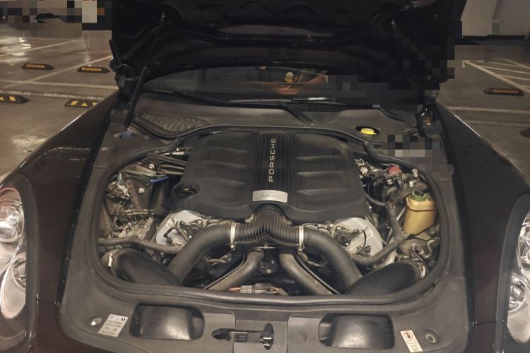 Used Porsche Panamera 2014 Panamera 3.0T Engine Bay