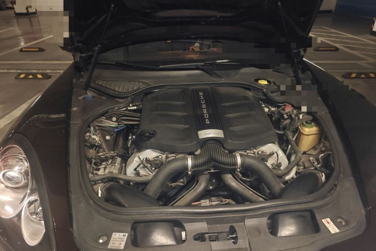 Used Porsche Panamera 2014 Panamera 3.0T Engine Bay Right