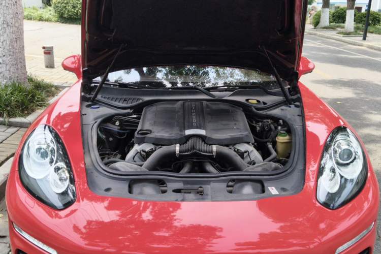 Used Porsche Panamera 2014 Panamera 4 3.0T Engine Bay