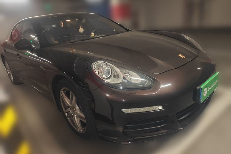 Used Porsche Panamera 2014 Panamera 3.0T Front Right 45 Deg