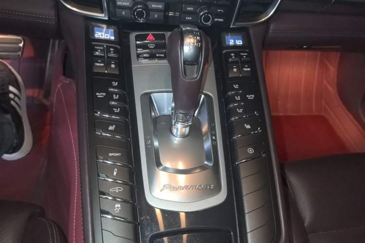 Used Porsche Panamera 2014 Panamera 3.0T Gear Lever