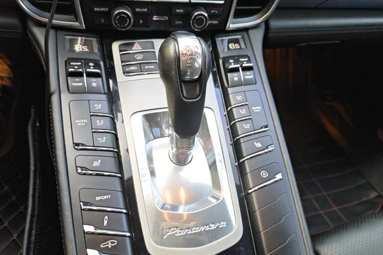 Used Porsche Panamera 2014 Panamera 3.0T Gear Lever
