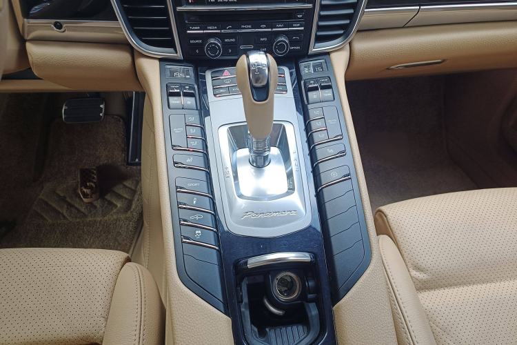 Used Porsche Panamera 2014 Panamera 3.0T Gear Lever
