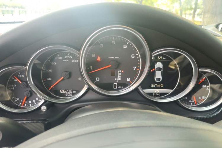 Used Porsche Panamera 2014 Panamera 4 3.0T Instrument Cluster