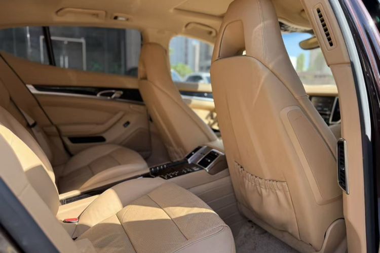 Used Porsche Panamera 2014 Panamera 3.0T Interior 1