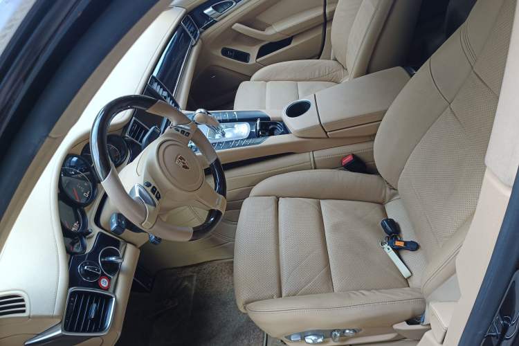 Used Porsche Panamera 2014 Panamera 3.0T Left Front Seat