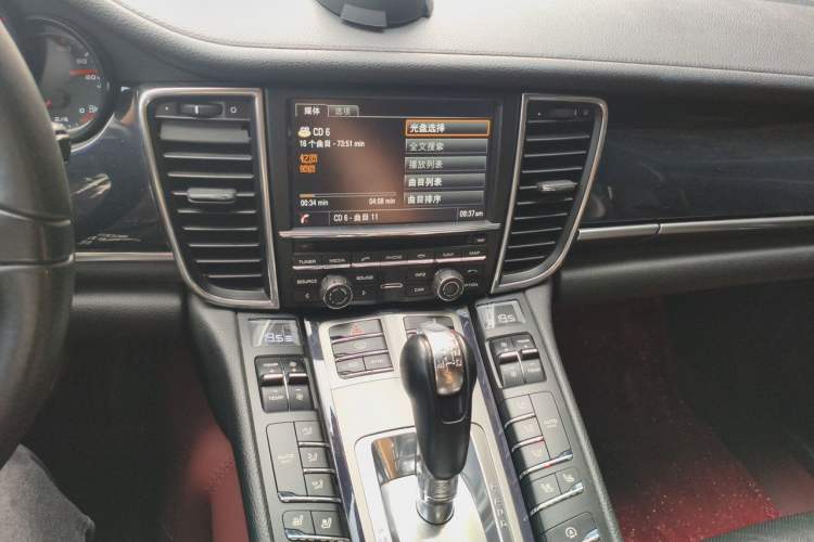 Used Porsche Panamera 2014 Panamera 4S Executive 3.0T Audio And AC Panel