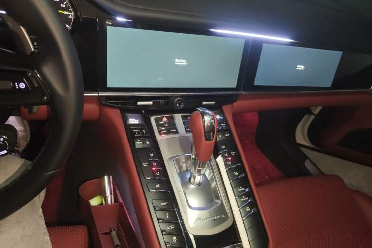 Used Porsche Panamera 2014 Panamera S E-Hybrid 3.0T Audio And AC Panel