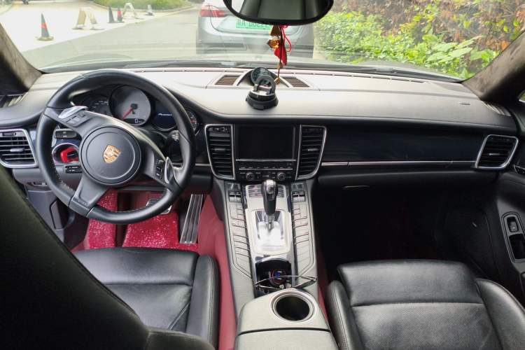 Used Porsche Panamera 2014 Panamera 4S Executive 3.0T Center Console