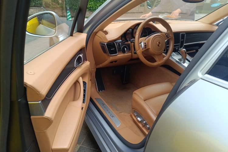 Used Porsche Panamera 2014 Panamera 4S Executive 3.0T Driver Seat