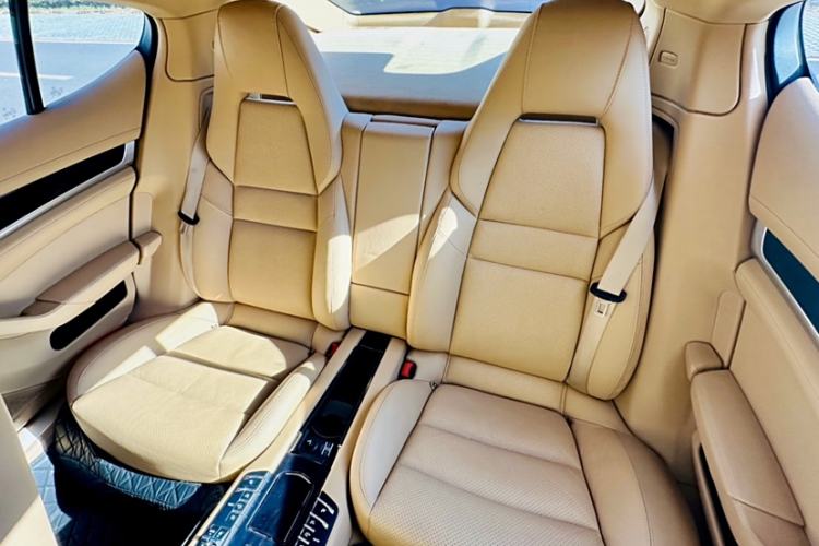 Used Porsche Panamera 2014 Panamera 3.0T Interior 10