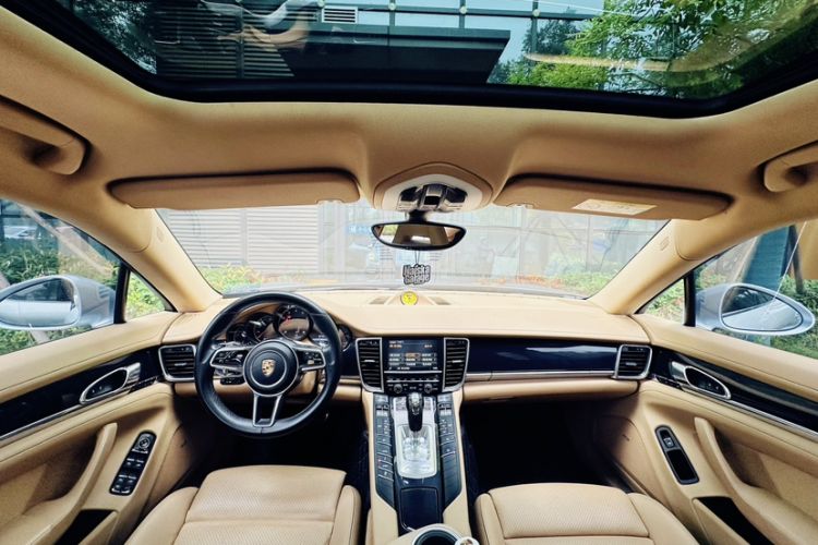 Used Porsche Panamera 2014 Panamera 3.0T Interior 11