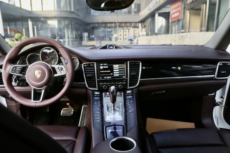 Used Porsche Panamera 2014 Panamera 3.0T Interior 3