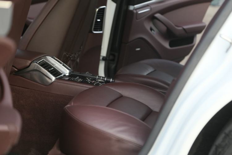 Used Porsche Panamera 2014 Panamera 3.0T Interior 4