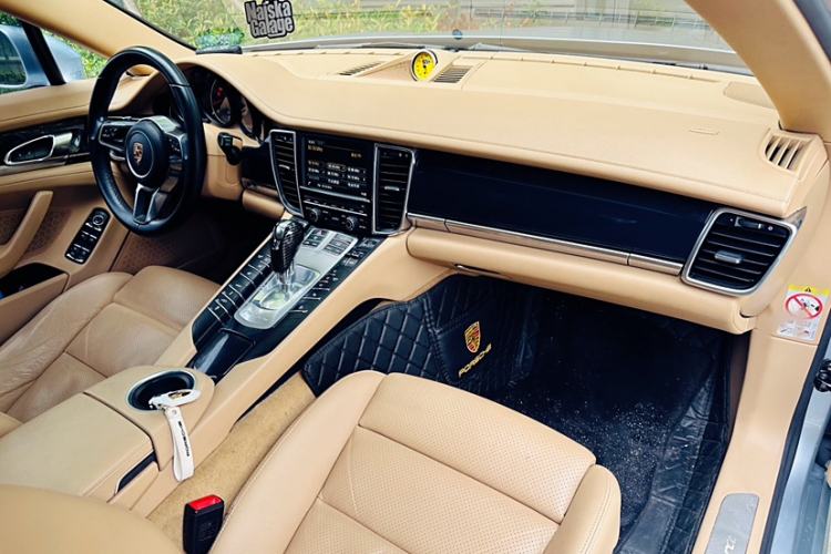 Used Porsche Panamera 2014 Panamera 3.0T Interior 9