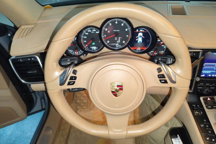 Used Porsche Panamera 2014 Panamera 3.0T Steering Wheel