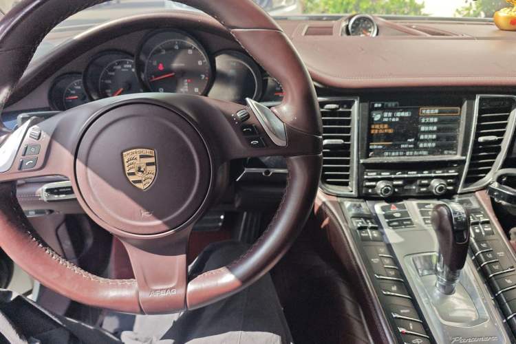 Used Porsche Panamera 2014 Panamera 3.0T Audio And AC Panel