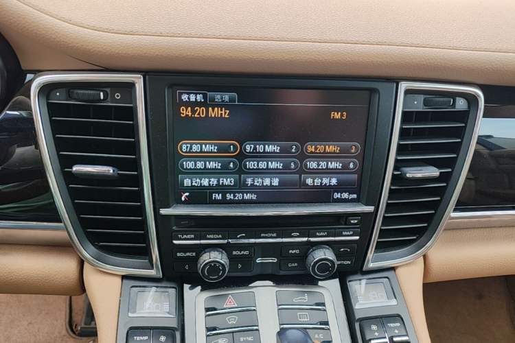 Used Porsche Panamera 2014 Panamera 3.0T Audio And AC Panel