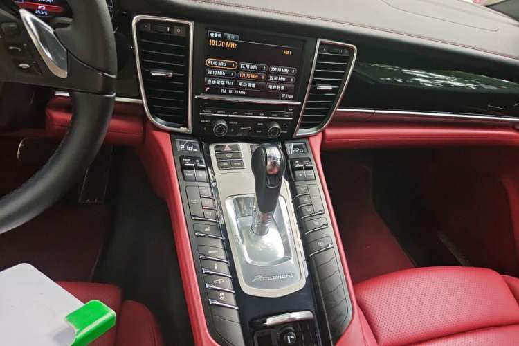 Used Porsche Panamera 2014 Panamera 3.0T Audio And AC Panel