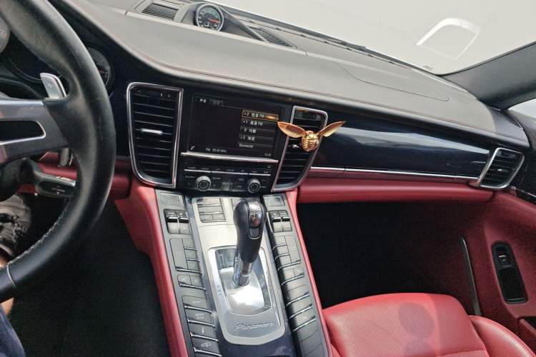 Used Porsche Panamera 2014 Panamera 4S Executive 3.0T Audio And AC Panel