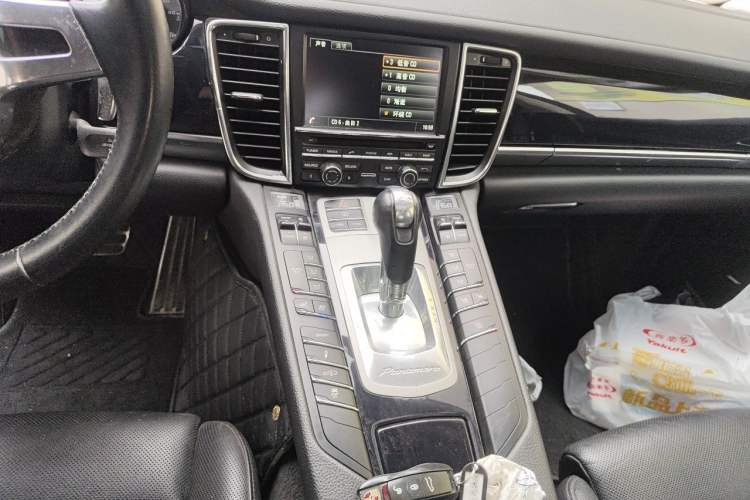Used Porsche Panamera 2014 Panamera 3.0T Audio And AC Panel