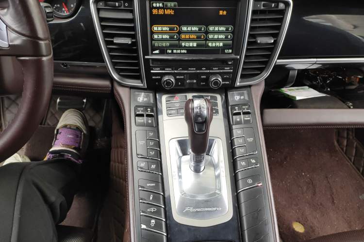 Used Porsche Panamera 2014 Panamera 4 3.0T Audio And AC Panel