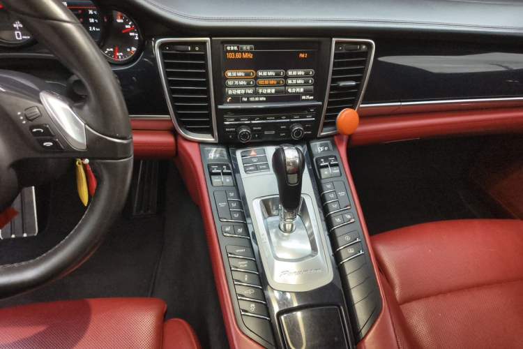 Used Porsche Panamera 2014 Panamera Executive 3.0T Audio And AC Panel