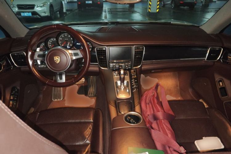 Used Porsche Panamera 2014 Panamera 4 3.0T Center Console