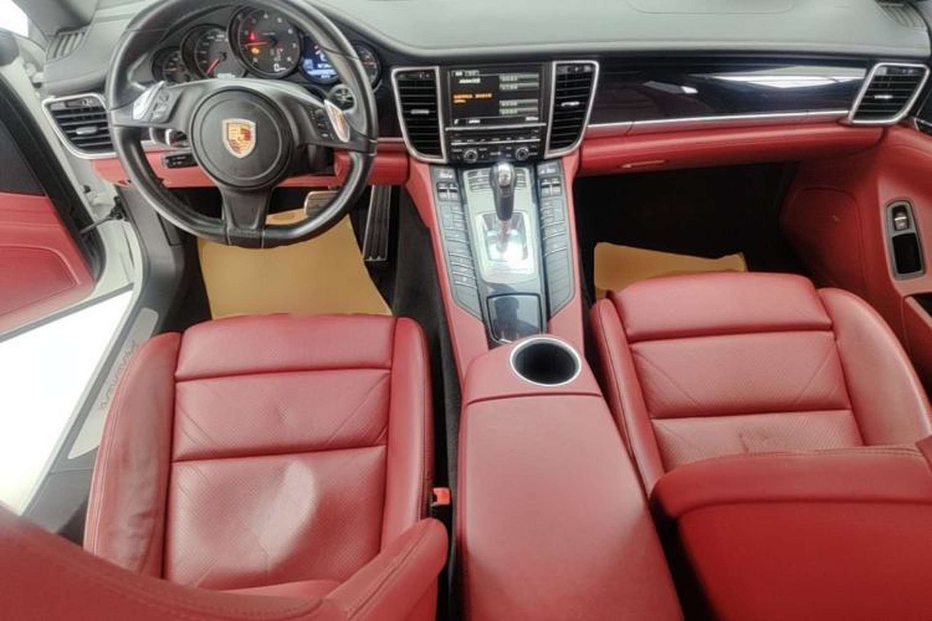 Used Porsche Panamera 2014 Panamera 4 3.0T Center Console