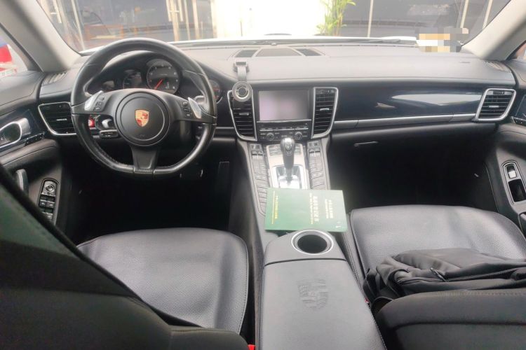 Used Porsche Panamera 2014 Panamera 3.0T Center Console
