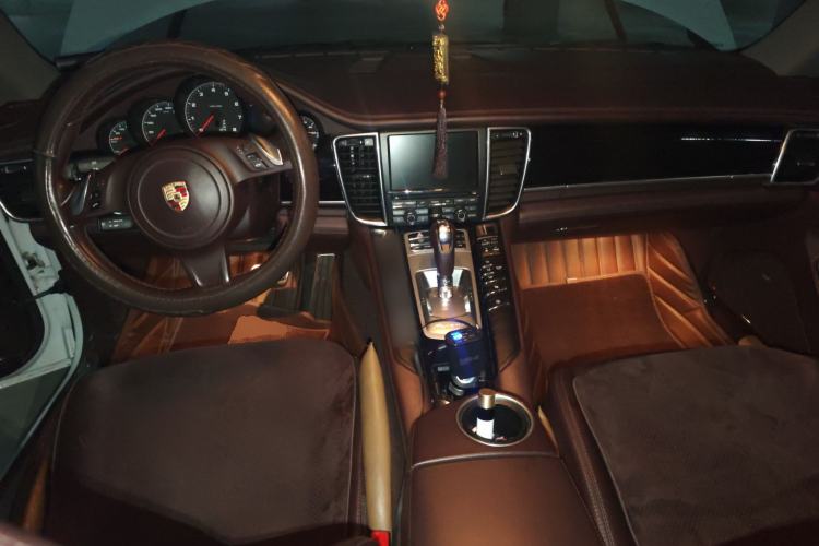 Used Porsche Panamera 2014 Panamera 4 3.0T Center Console