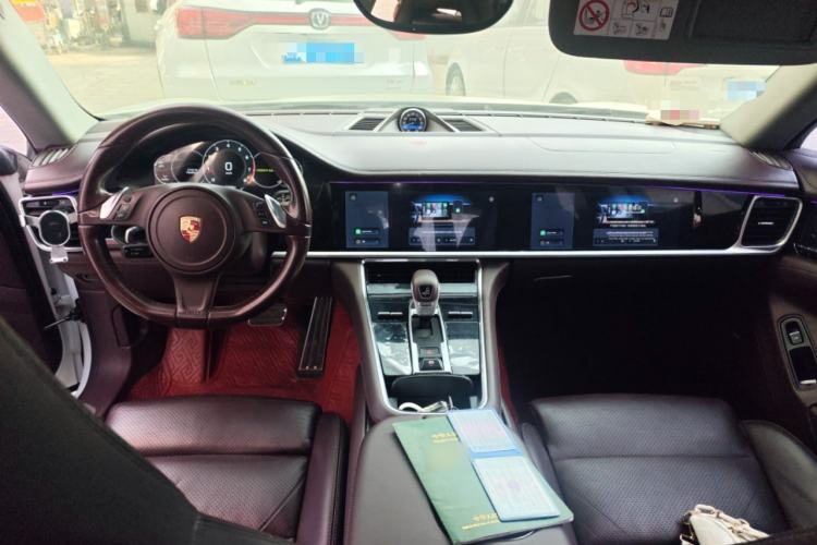 Used Porsche Panamera 2014 Panamera 3.0T Center Console