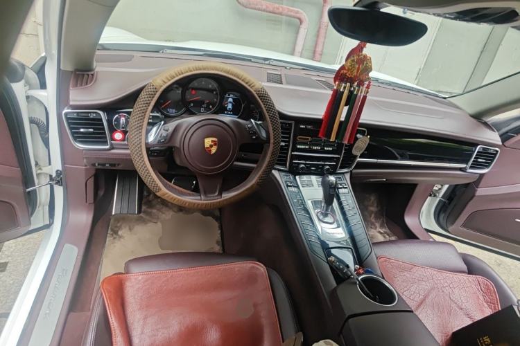 Used Porsche Panamera 2014 Panamera 3.0T Center Console