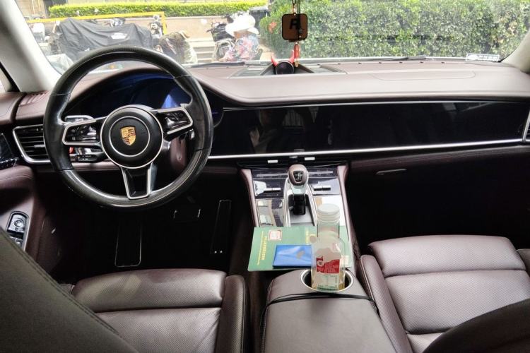 Used Porsche Panamera 2014 Panamera Executive 3.0T Center Console