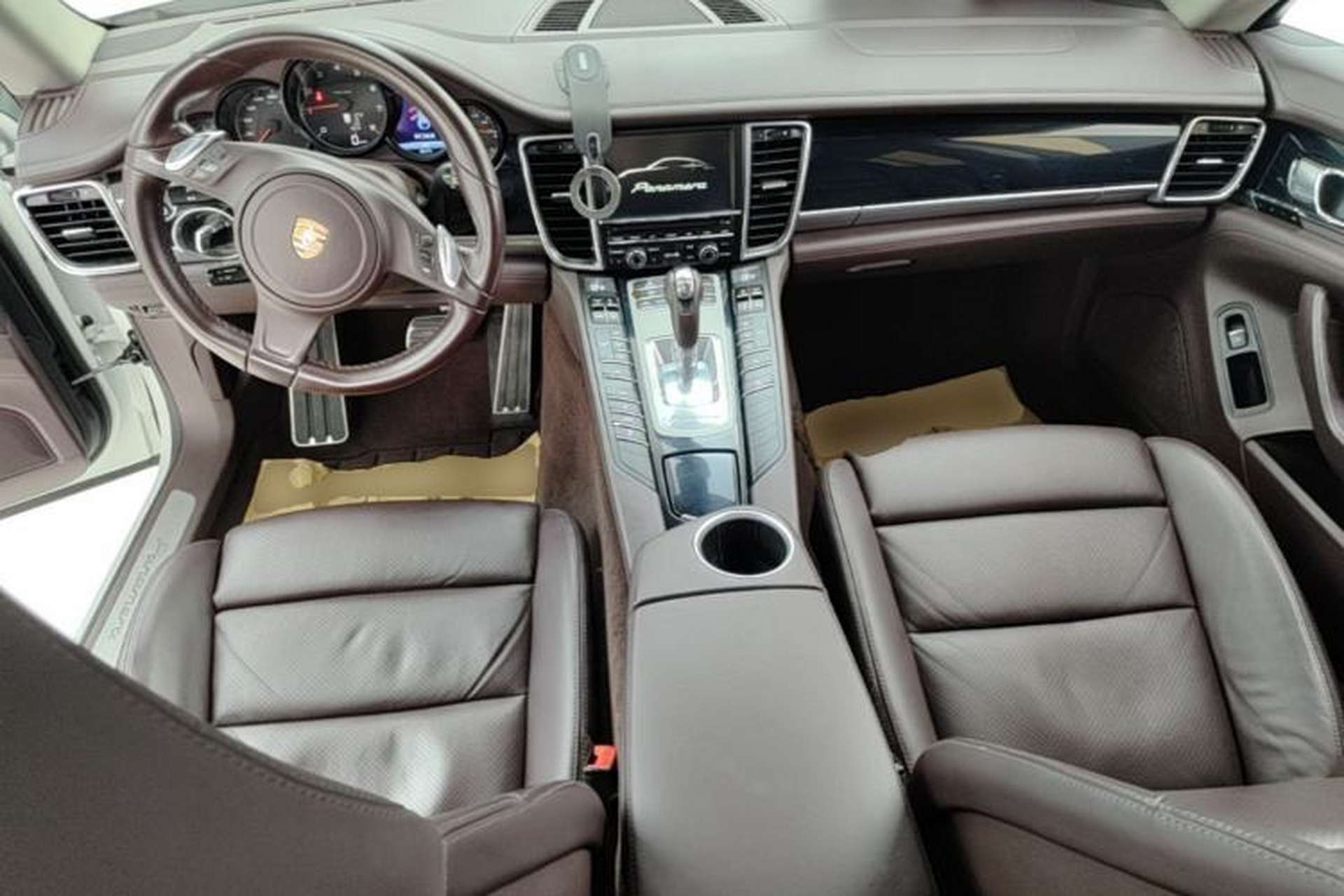 Used Porsche Panamera 2014 Panamera 3.0T Center Console
