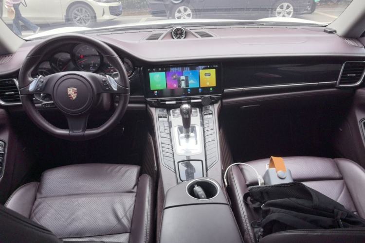 Used Porsche Panamera 2014 Panamera 3.0T Center Console