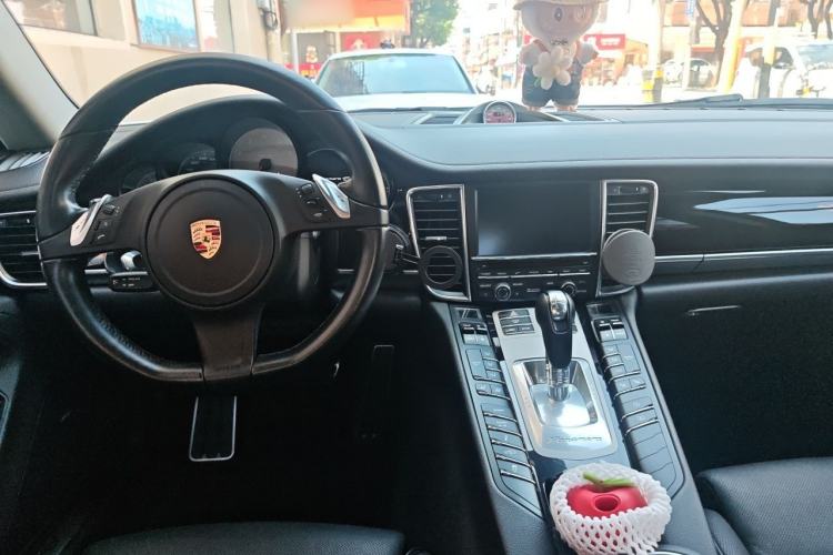 Used Porsche Panamera 2014 Panamera 4S Executive 3.0T Center Console