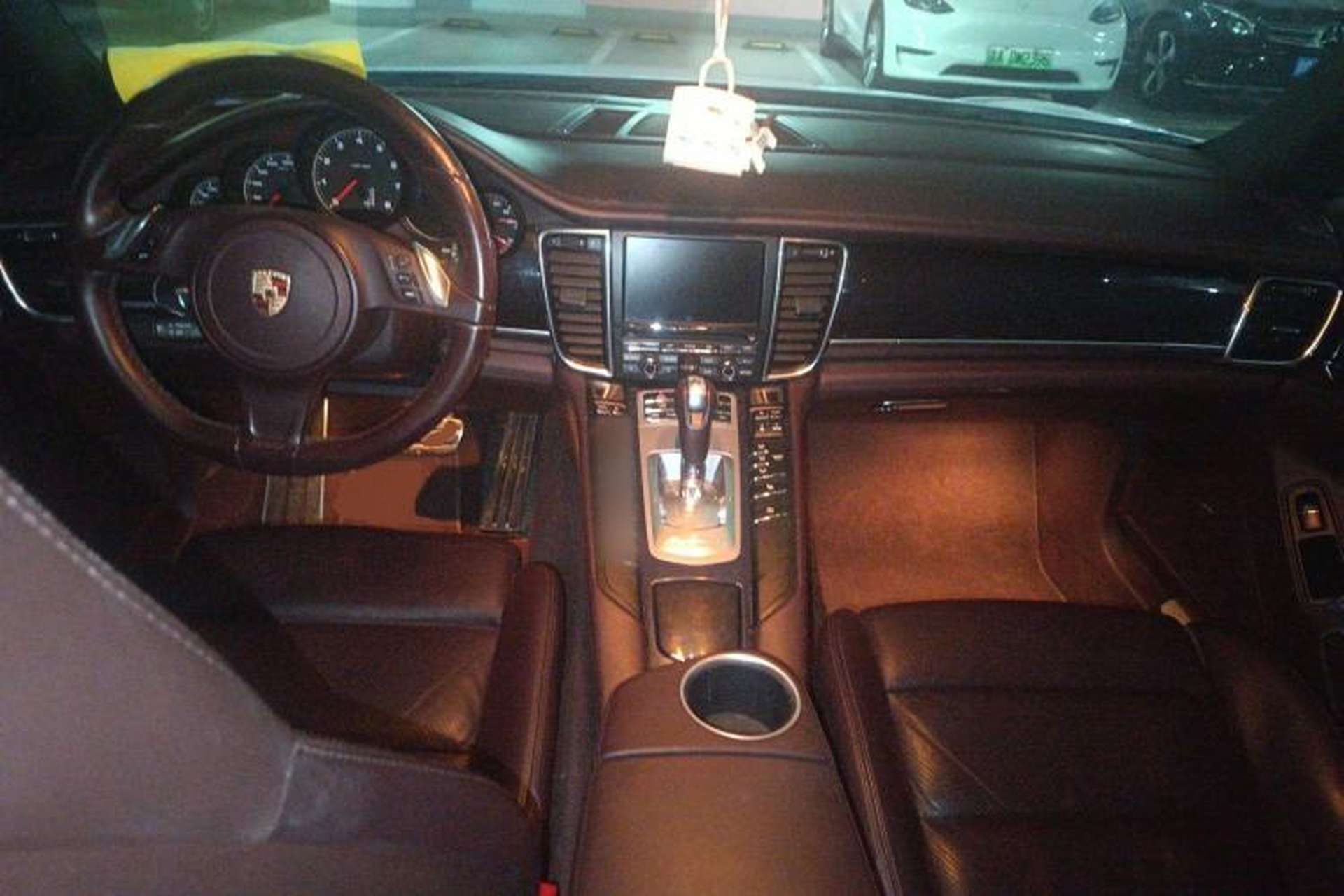 Used Porsche Panamera 2014 Panamera 4 3.0T Center Console