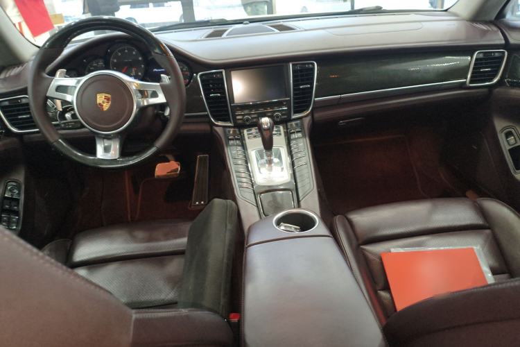 Used Porsche Panamera 2014 Panamera 4 3.0T Center Console