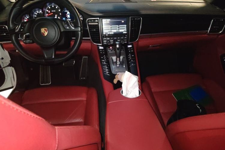 Used Porsche Panamera 2014 Panamera 3.0T Center Console