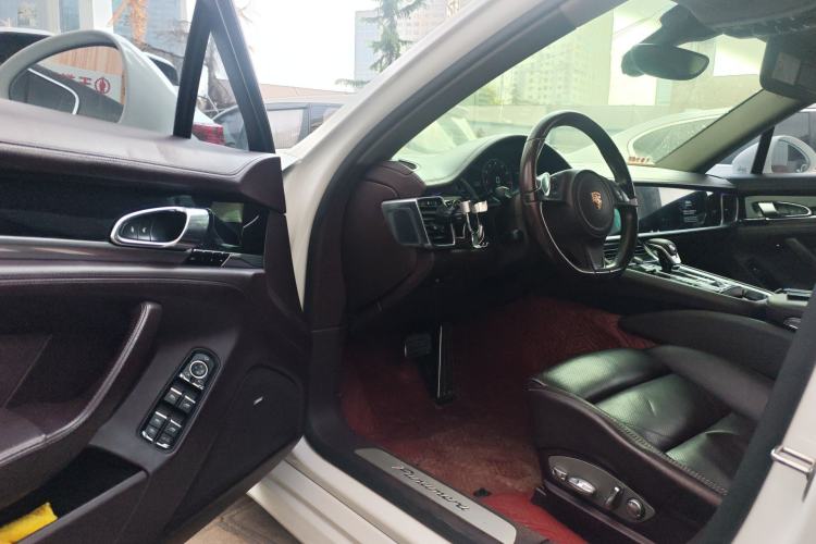Used Porsche Panamera 2014 Panamera 3.0T Driver Seat