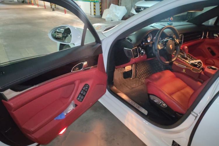 Used Porsche Panamera 2014 Panamera S E-Hybrid 3.0T Driver Seat