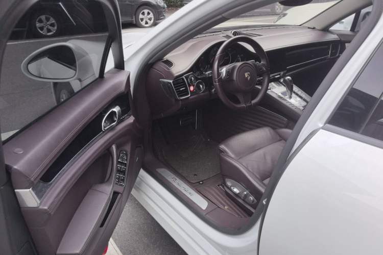 Used Porsche Panamera 2014 Panamera 3.0T Driver Seat
