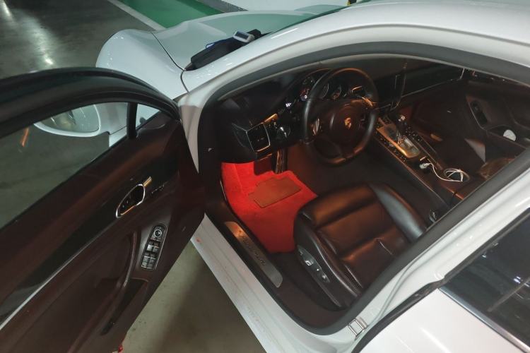 Used Porsche Panamera 2014 Panamera 3.0T Driver Seat