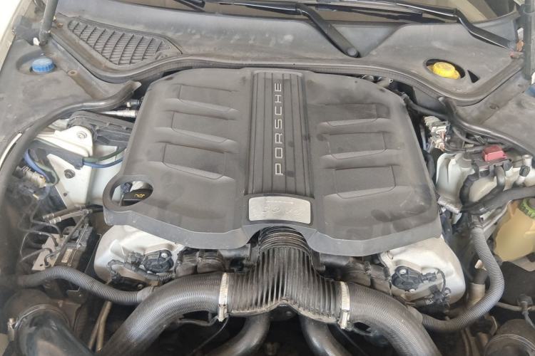 Used Porsche Panamera 2014 Panamera 4 3.0T Engine Bay