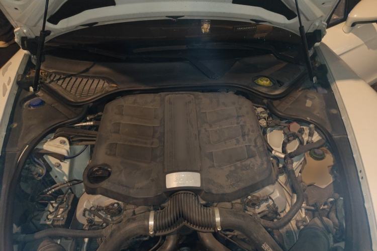 Used Porsche Panamera 2014 Panamera 3.0T Engine Bay