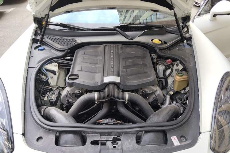 Used Porsche Panamera 2014 Panamera Executive 3.0T Engine Bay