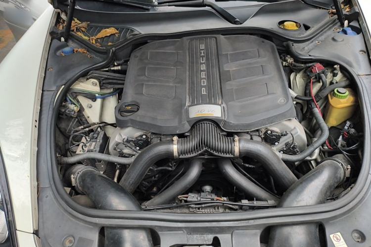 Used Porsche Panamera 2014 Panamera 3.0T Engine Bay